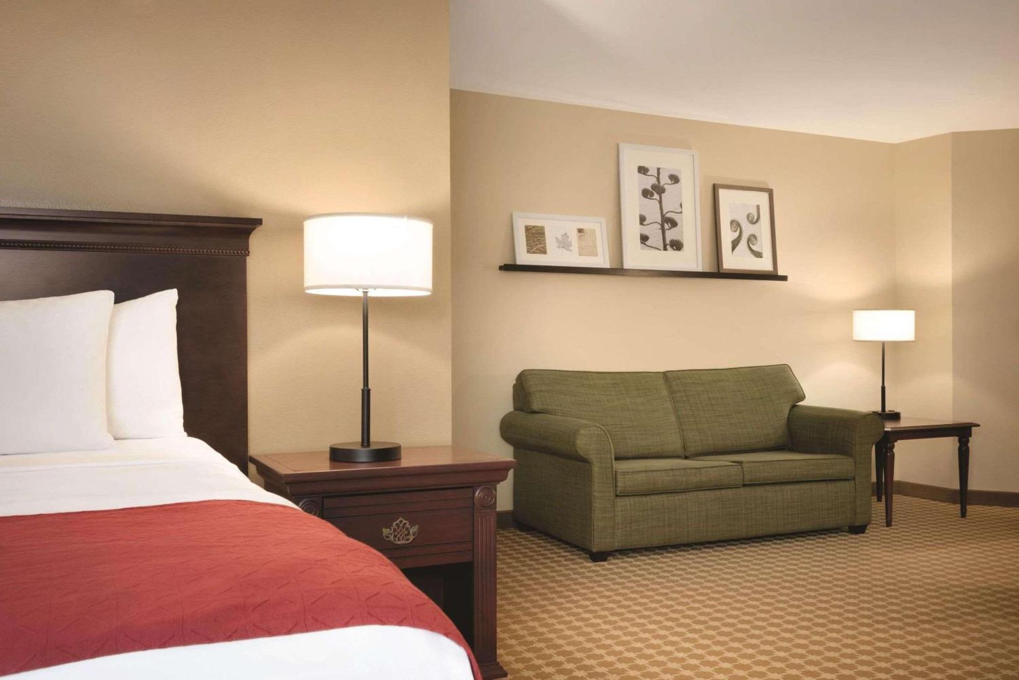Country Inn & Suites By Radisson, Des Moines West, Ia Clive Eksteriør bilde